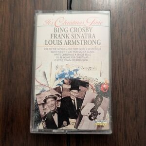 Vintage Christmas Classics Cassette Bing Crosby, Frank Sinatra, Louis Armstrong